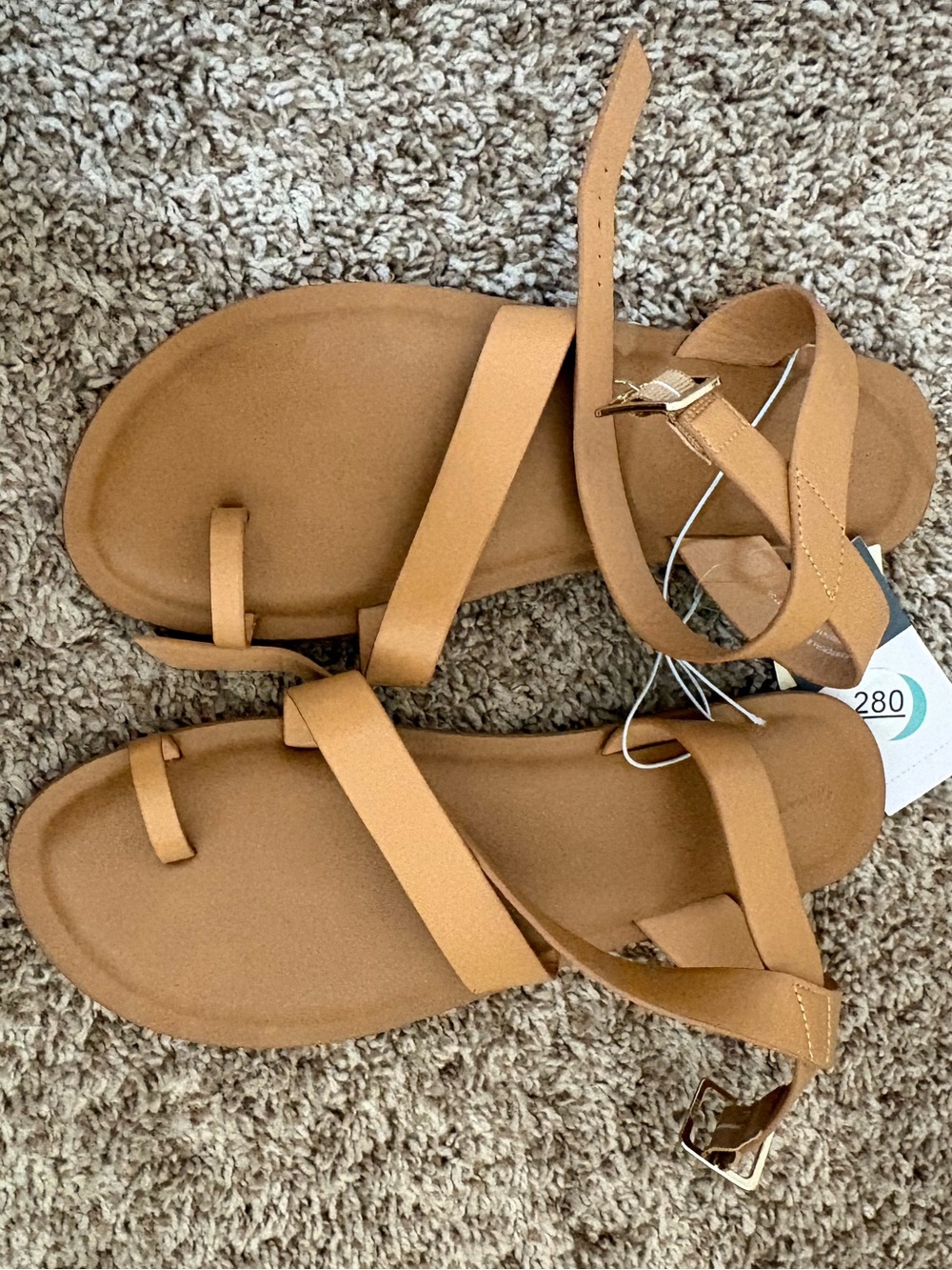Universal Thread Tan Strappy Toe-Ring Sandals